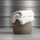 Vibrant Brushed Aluminum